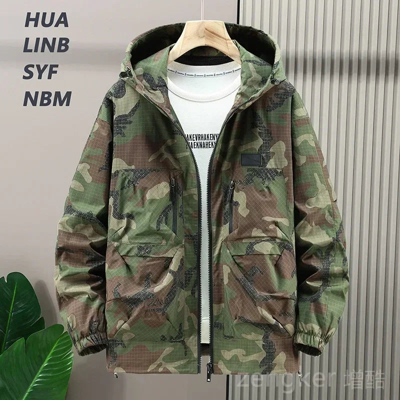 Chaqueta con Capucha Oversized para Hombre – Estampado Camuflaje, Tallas Grandes | 5XL-12XL
