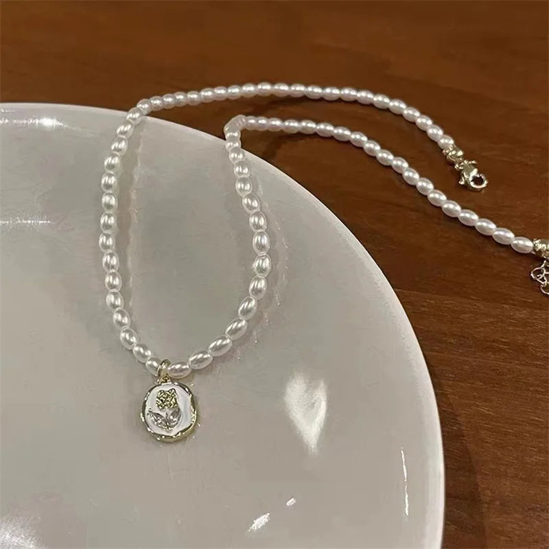 Collar de Perlas de Agua Dulce | Estilo Coreano Vintage | Cadena Clavícula con Colgante de Circón