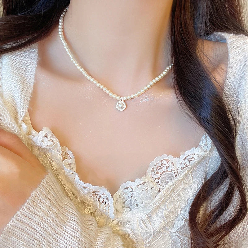 Collar de Perlas de Agua Dulce | Estilo Coreano Vintage | Cadena Clavícula con Colgante de Circón
