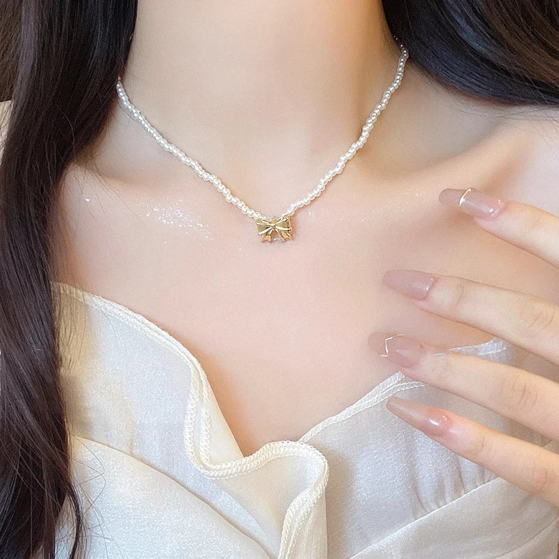 Collar de Perlas de Agua Dulce | Estilo Coreano Vintage | Cadena Clavícula con Colgante de Circón